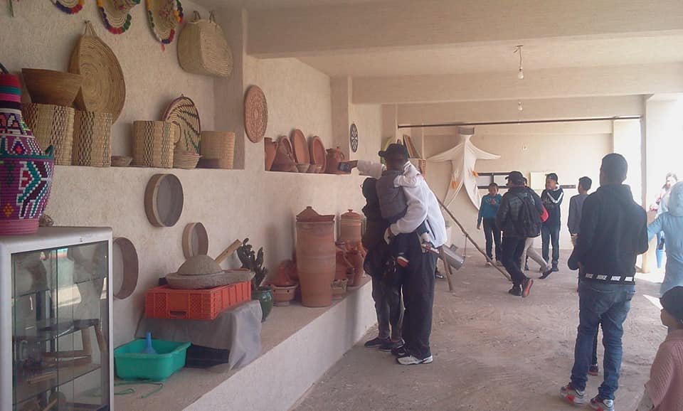 56539260_2000430153418467_594712714043981824_n